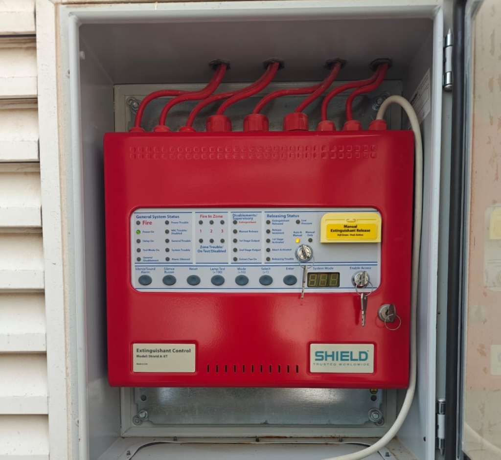 c6e00e77 c46e 4074 8d8b fdbd4ea73c23